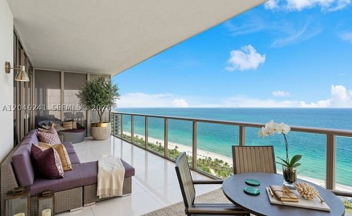 Condo in Bal Harbour, Florida, United States 1