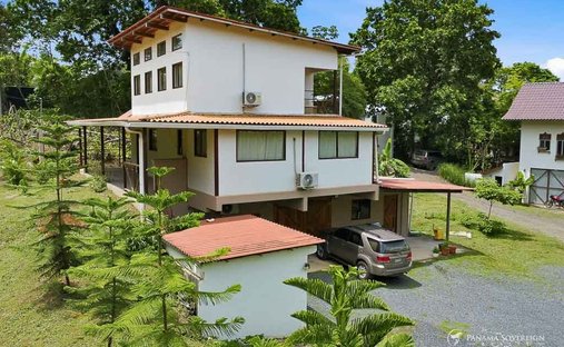House in Cambutal, Los Santos Province, Panama 1