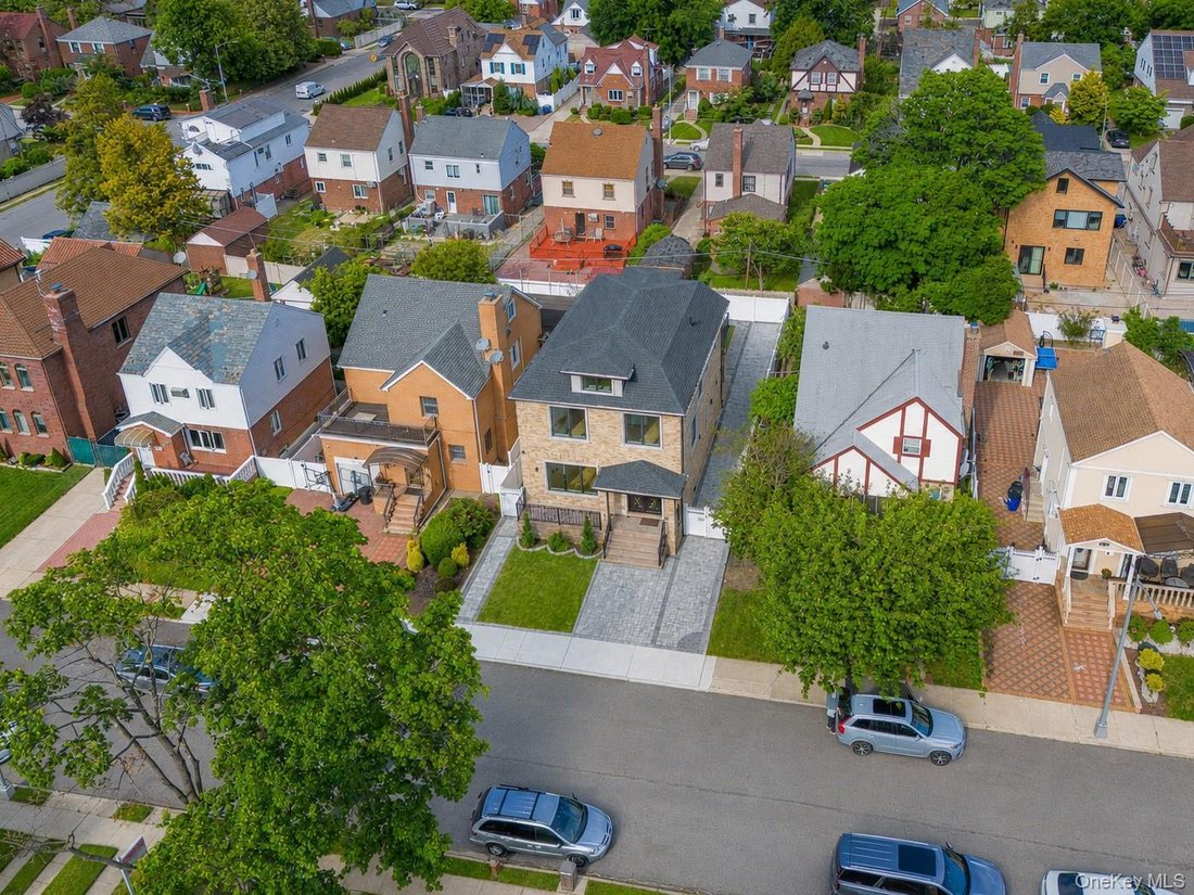 House in New York, New York, United States 4 - 18320792