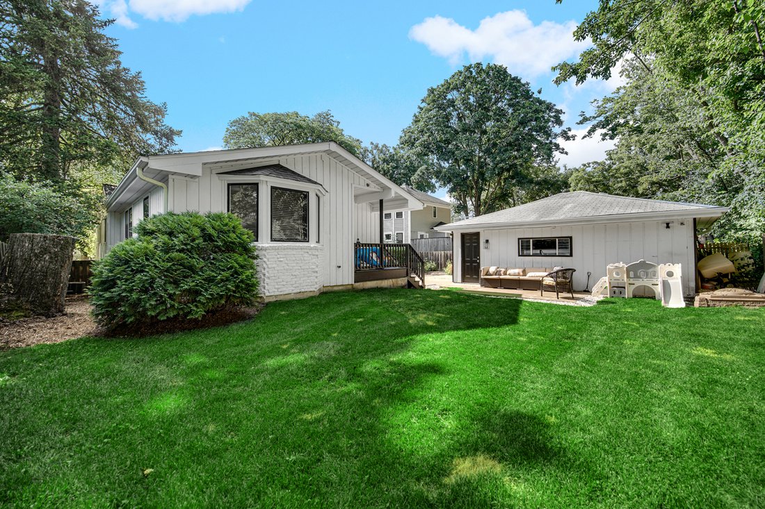 House in Wheaton, Illinois, United States 2 - 18322292