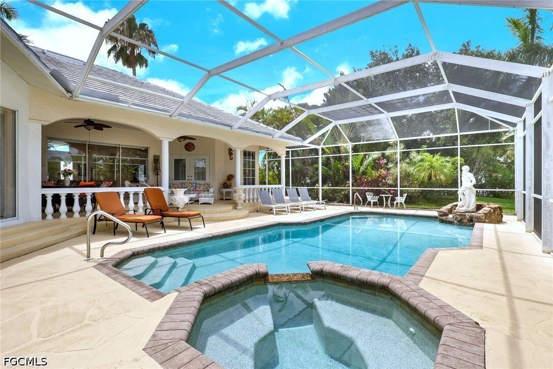 House in Cape Coral, Florida, United States 3 - 18318639