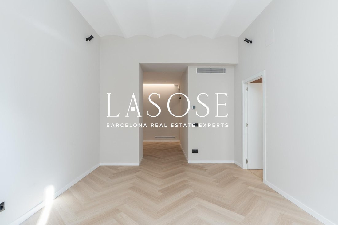 Apartment in Ciutat Vella, Barcelona, Spain 1 - 18321091