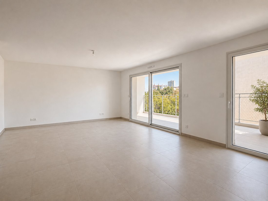 Apartment in Bompard, 7e Arrondissement, Marseille 2 - 18321553
