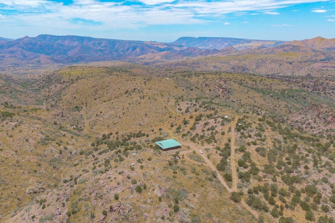 House in San Tan Valley, Arizona, United States 2 - 18320108
