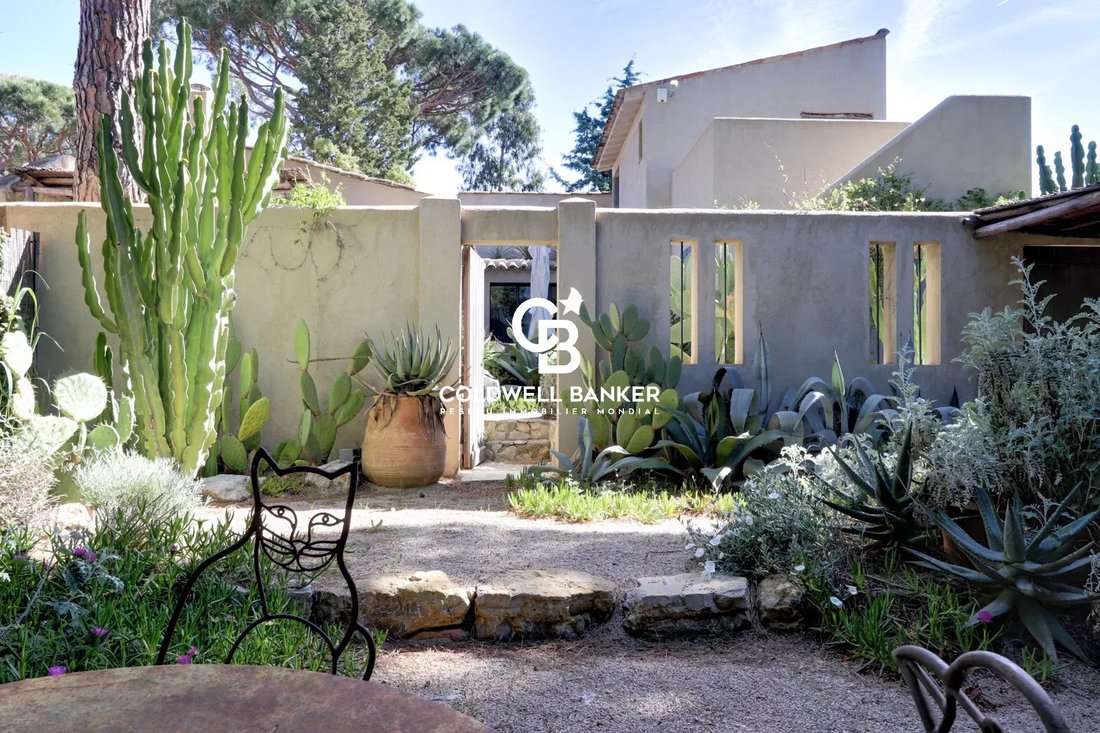 Country House in Ramatuelle, Provence-Alpes-Côte d'Azur, France 4 - 18323165