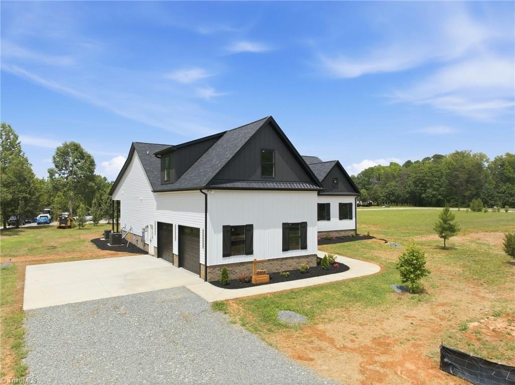 House in Browns Summit, North Carolina, United States 4 - 18321107