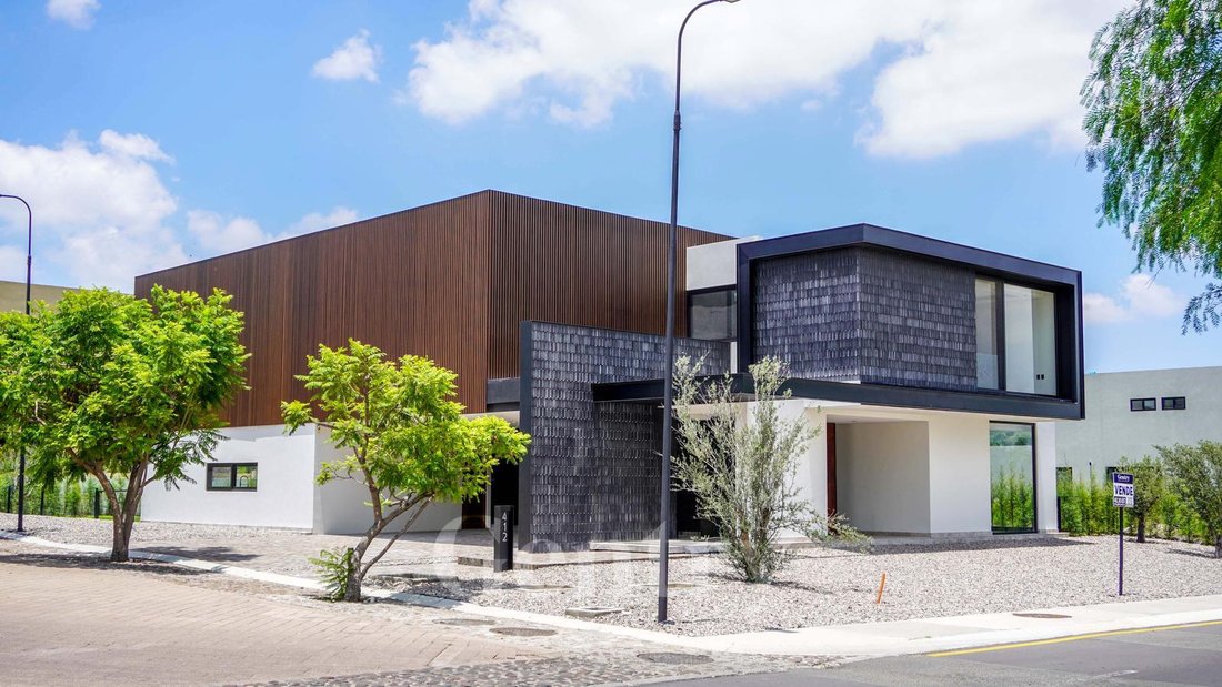 House in Santiago de Querétaro, Querétaro, Mexico 1 - 18131231