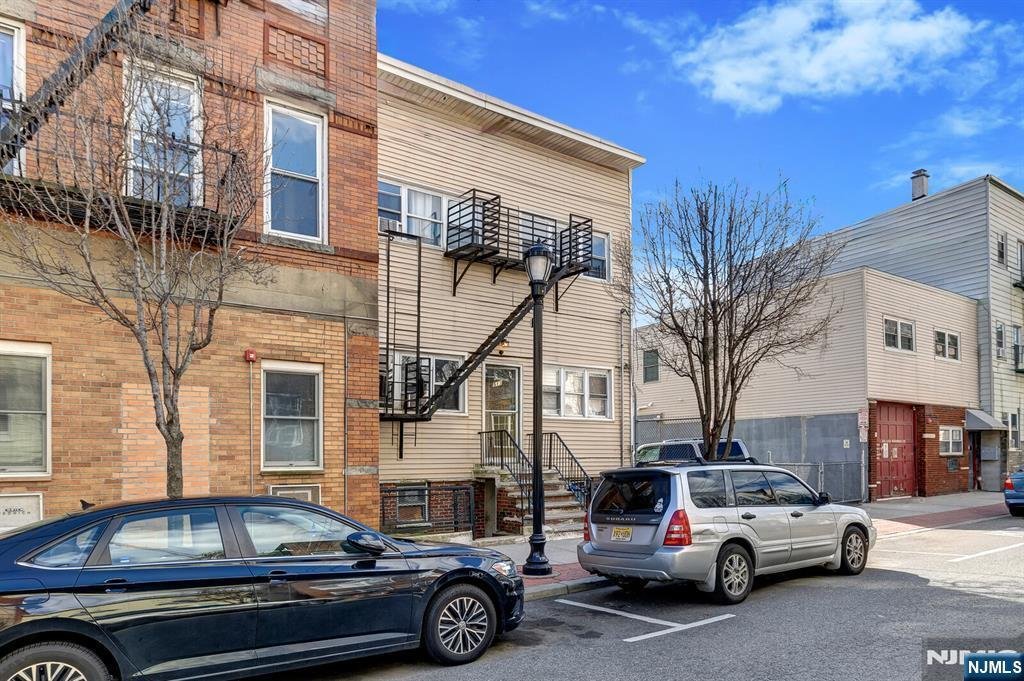Apartment in Union City, New Jersey, United States 3 - 18320446