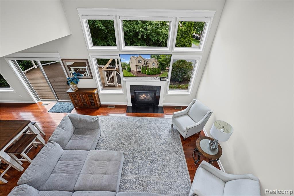 House in Walled Lake, Michigan, United States 5 - 18321086