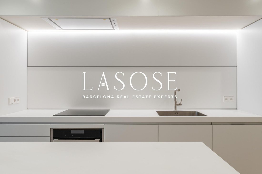 Apartment in Eixample, Barcelona, Spain 5 - 18320150