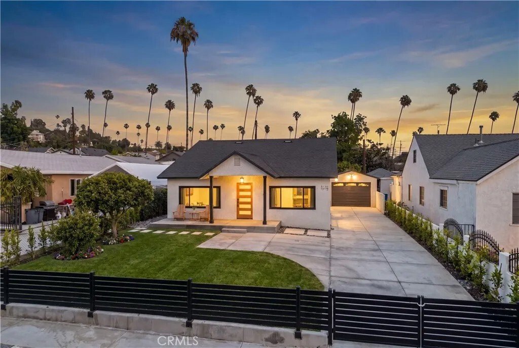 House in Los Angeles, California, United States 1 - 18321942
