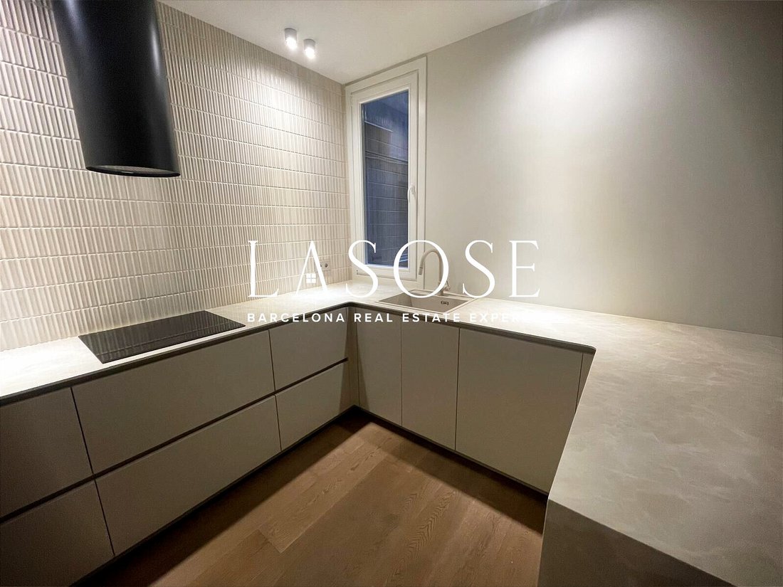 Apartment in Eixample, Barcelona, Spain 3 - 18319543