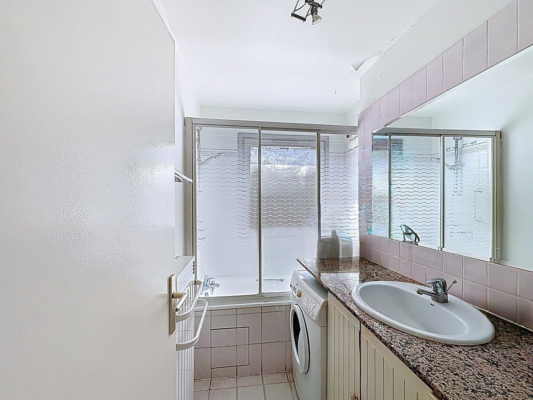 Apartment in Saint Lambert, Paris 15e Arrondissement, Paris 5 - 18321337