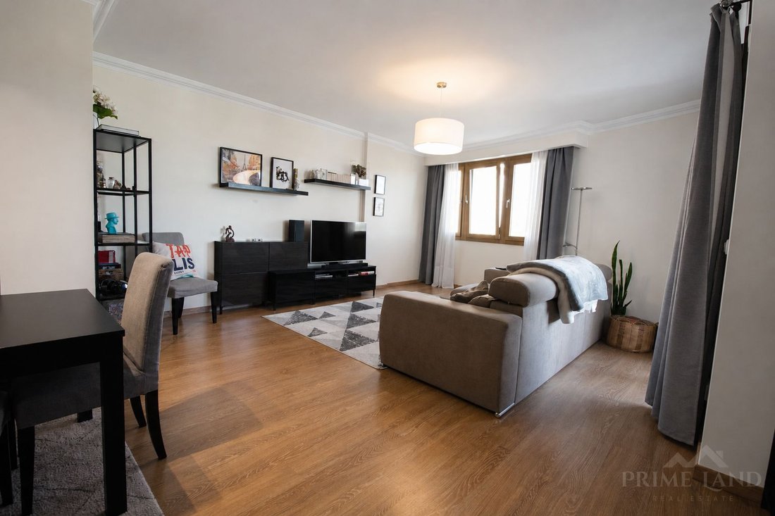 Apartment in Loures, Lisbon, Portugal 2 - 18320403
