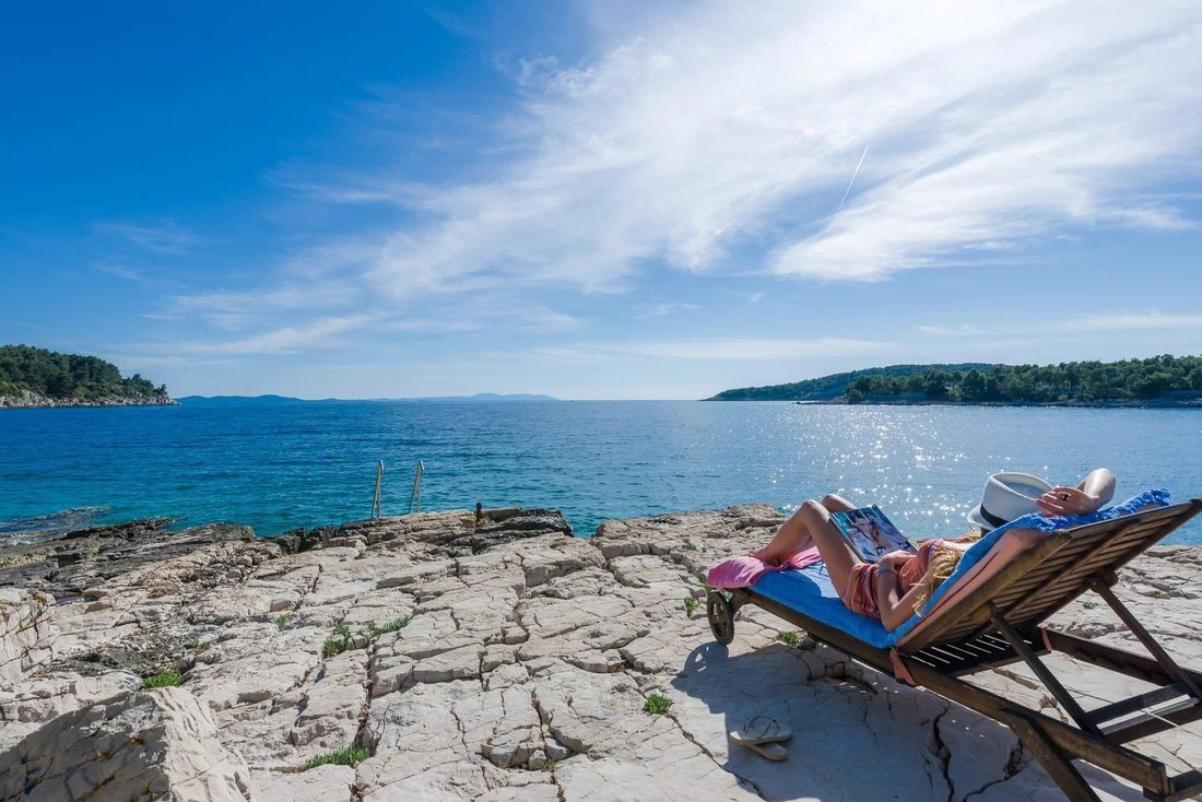 Villa in Milna, Split-Dalmatia County, Croatia 5 - 18059360