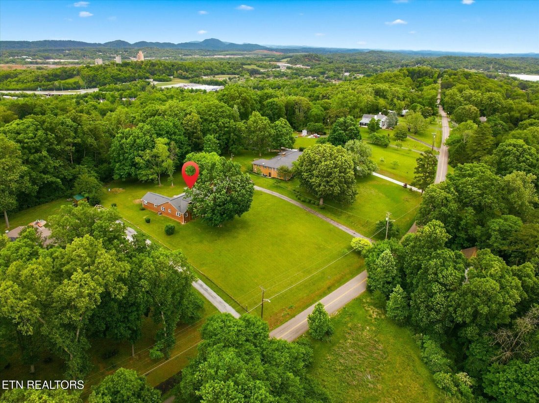 House in Knoxville, Tennessee, United States 3 - 18322143