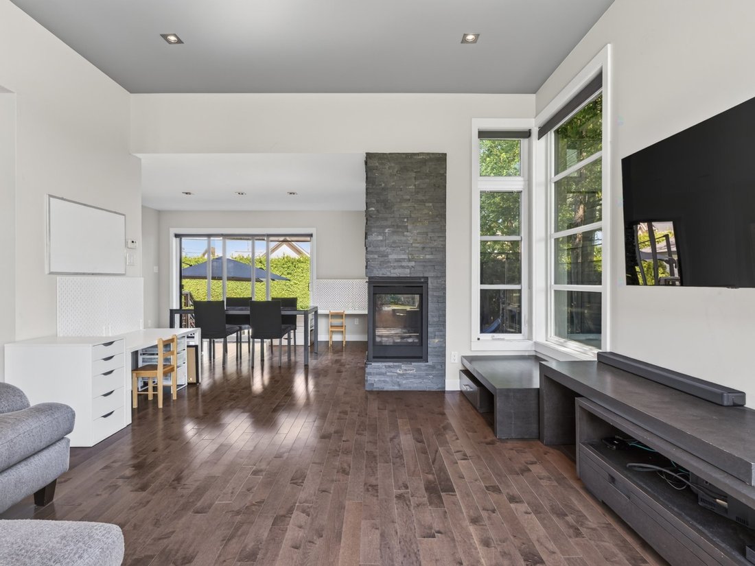 House in Blainville, Quebec, Canada 3 - 18322759