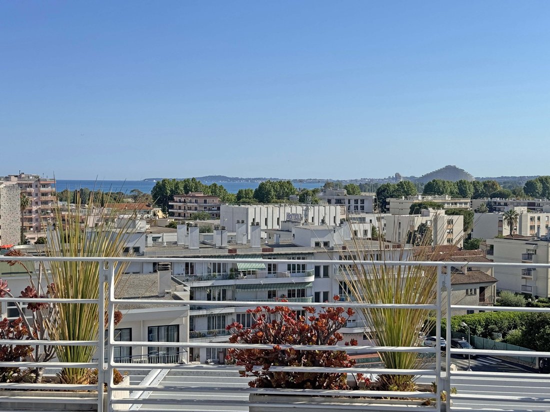 Apartment in Val de Cagne-Colline Route de Vence, Cagnes-sur-Mer, France 3 - 18322021