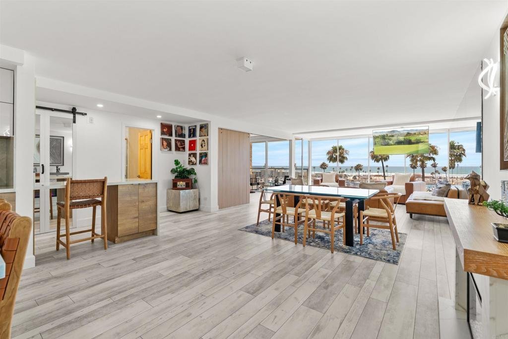 Condo in Oceanside, California, United States 1 - 18322786