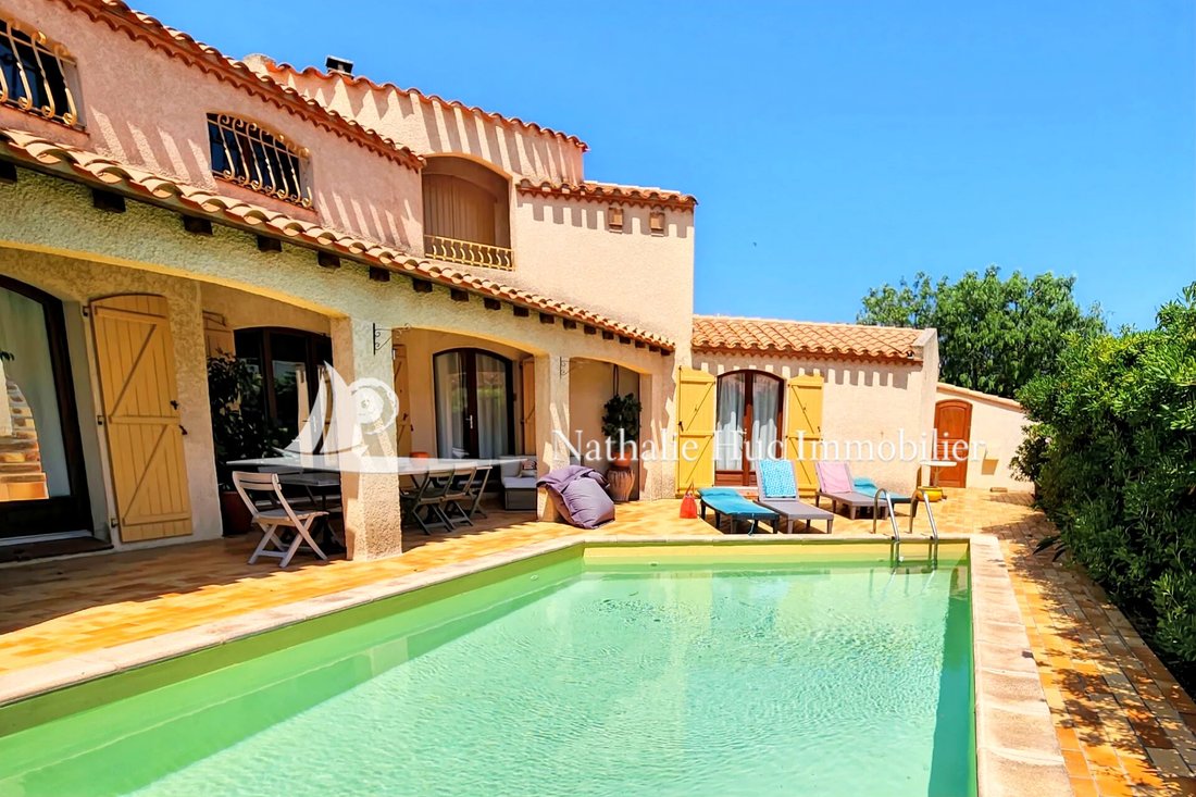 Villa in Le Barcarès, Occitania, France 1 - 17099734