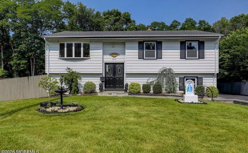 Haus in Marlboro Township, New Jersey, Vereinigte Staaten 1