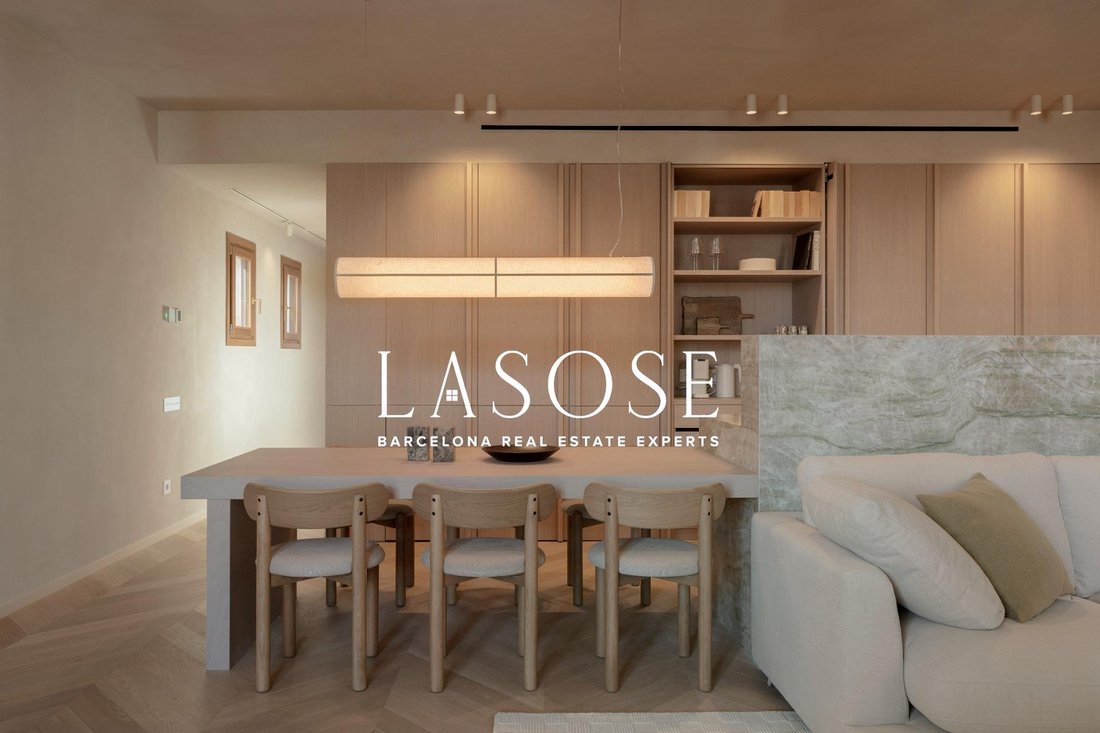 Apartment in Ciutat Vella, Barcelona, Spain 3 - 18318982