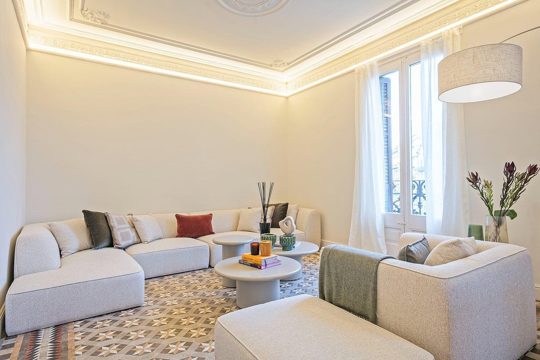 Apartment in Eixample, Barcelona, Spain 2 - 18319533