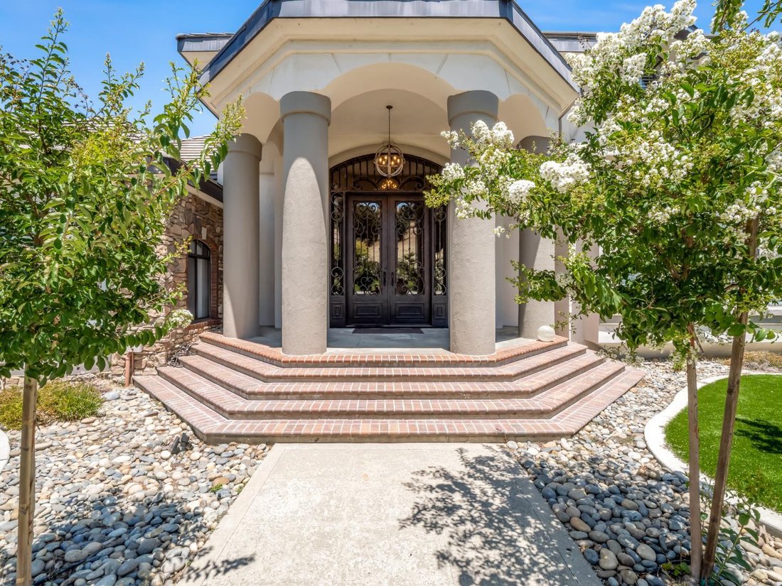 House in Friant, California, United States 3 - 18321473