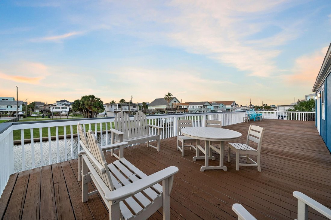 House in Galveston, Texas, United States 4 - 18322699