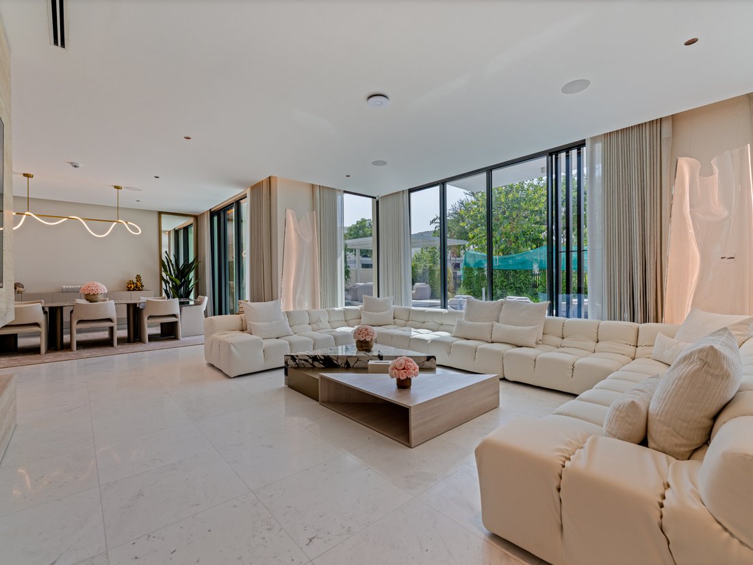 Villa in Tilal Al Ghaf, Dubai, United Arab Emirates 4 - 18318569