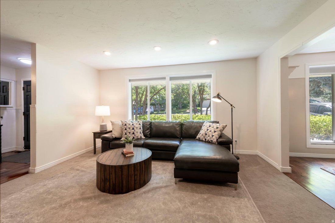House in Sandy, Utah, United States 5 - 18225583