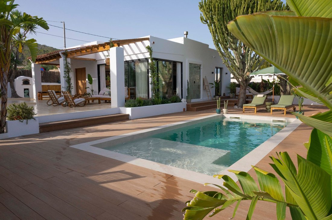 House in Sant Jordi de ses Salines, Sant Josep de sa Talaia, Balearic Islands 1 - 18321011