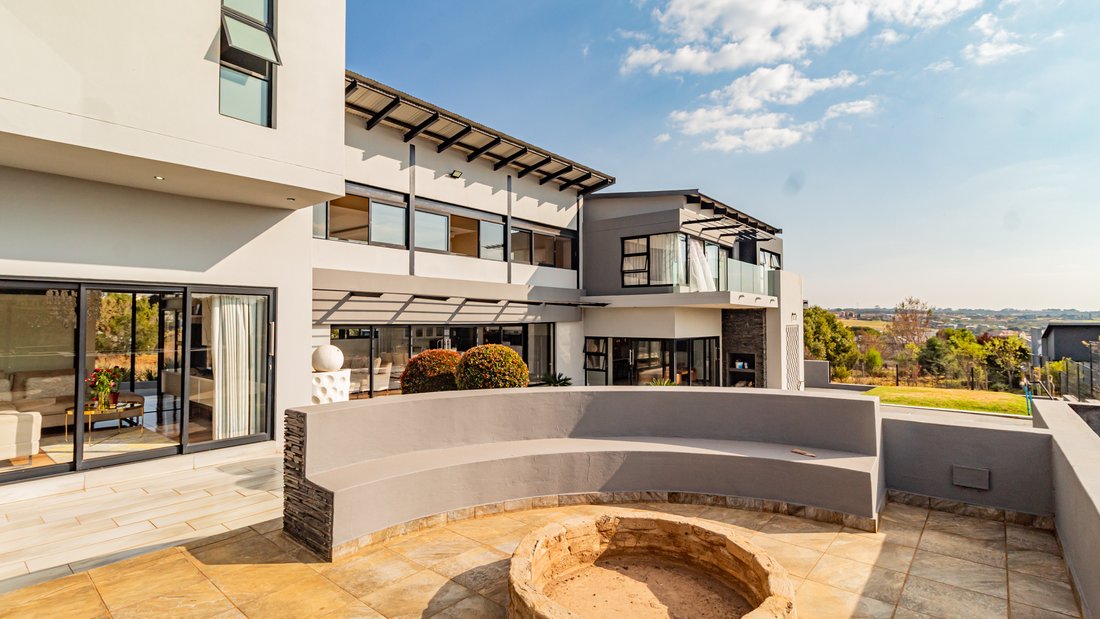 Country House in Mooikloof Glen, Gauteng, South Africa 1 - 18096791