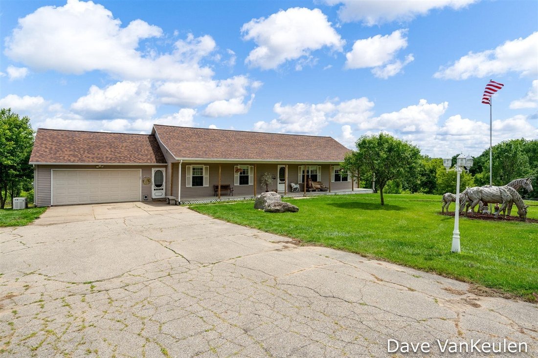 House in Hastings, Michigan, United States 3 - 18321087