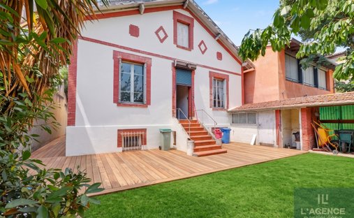 House in Saint Cyprien, Toulouse, France 1