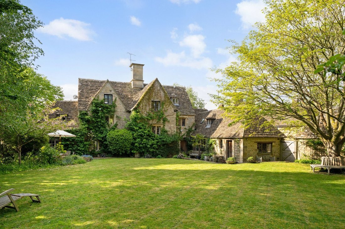 House in Oaksey, England 2 - 18319492