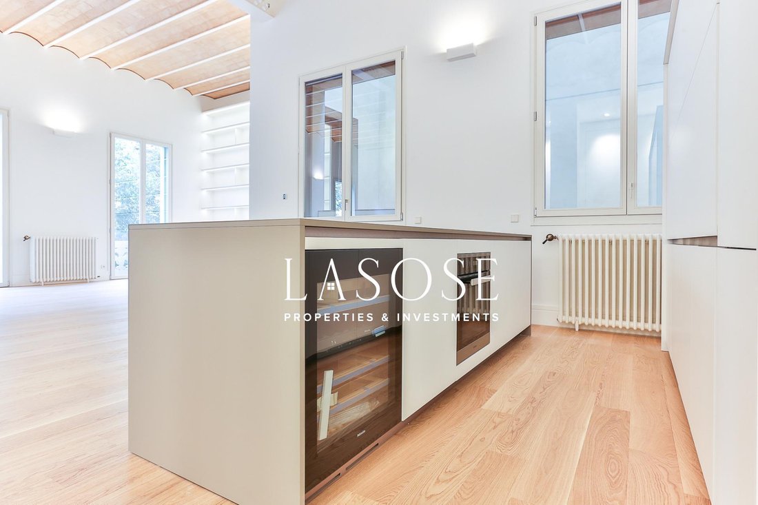 Apartment in Eixample, Barcelona, Spain 4 - 18319932