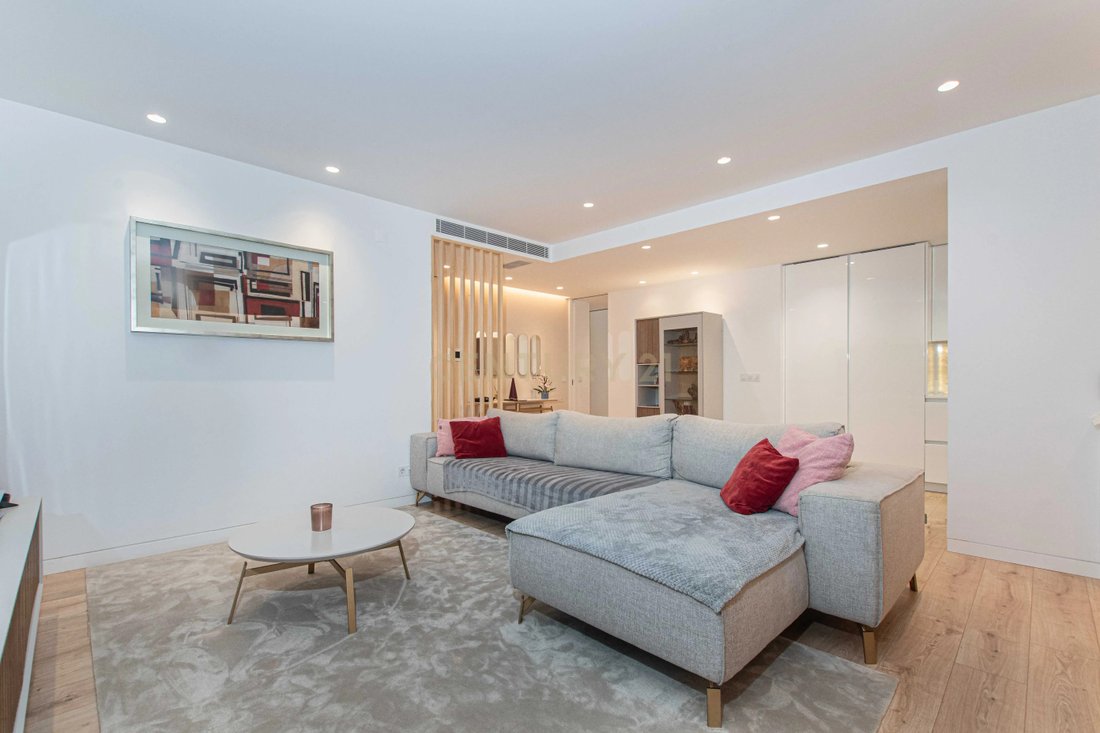 Apartment in Ramada e Canecas, Lisbon, Portugal 2 - 18322353