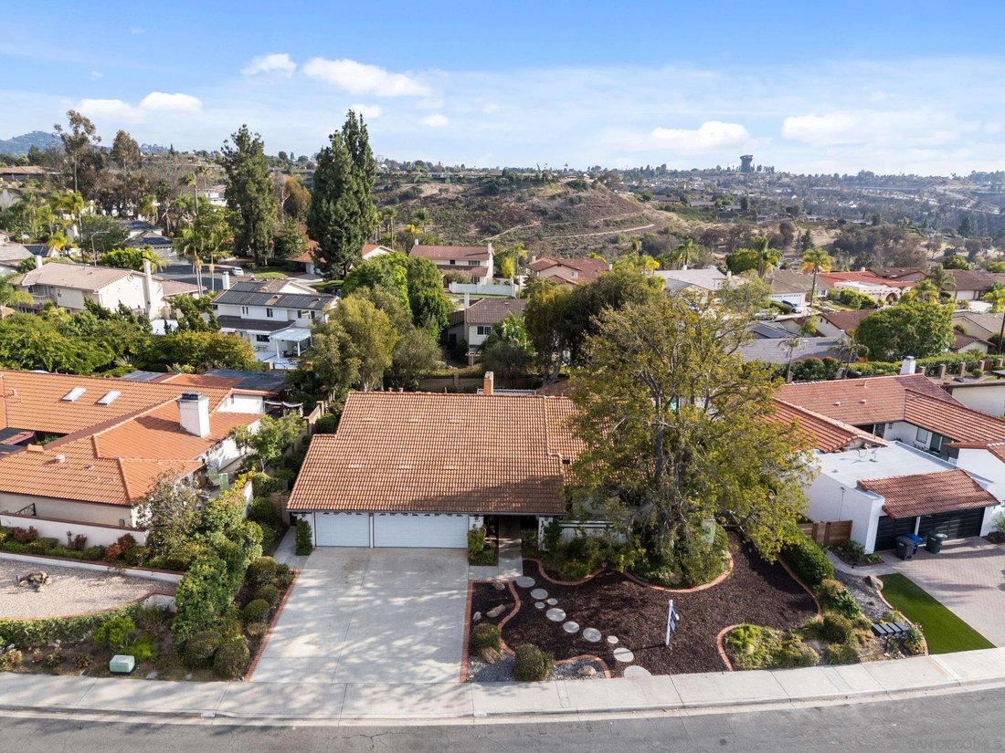 House in El Cajon, California, United States 2 - 18321936