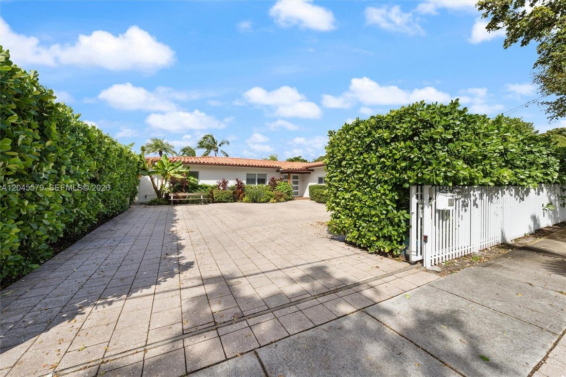 House in North Miami Beach, Florida, United States 1 - 18322977