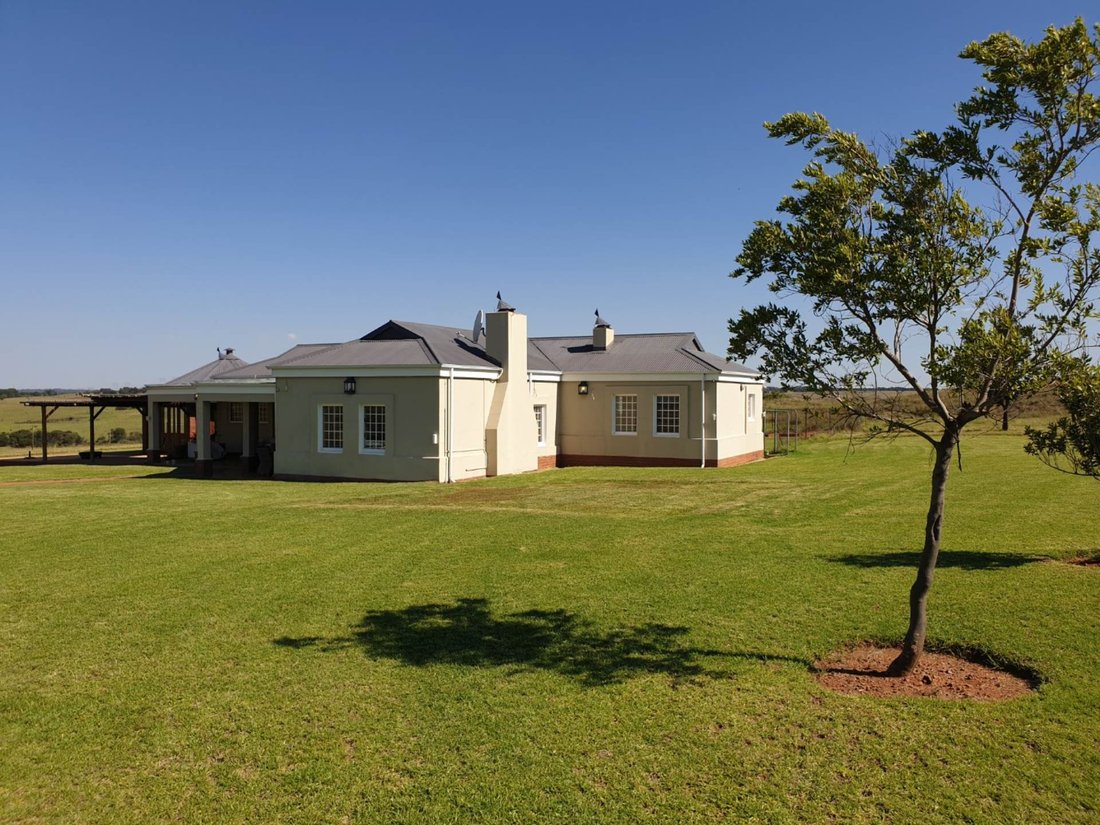 Farm Ranch in Pretoria, Gauteng, South Africa 4 - 14466480