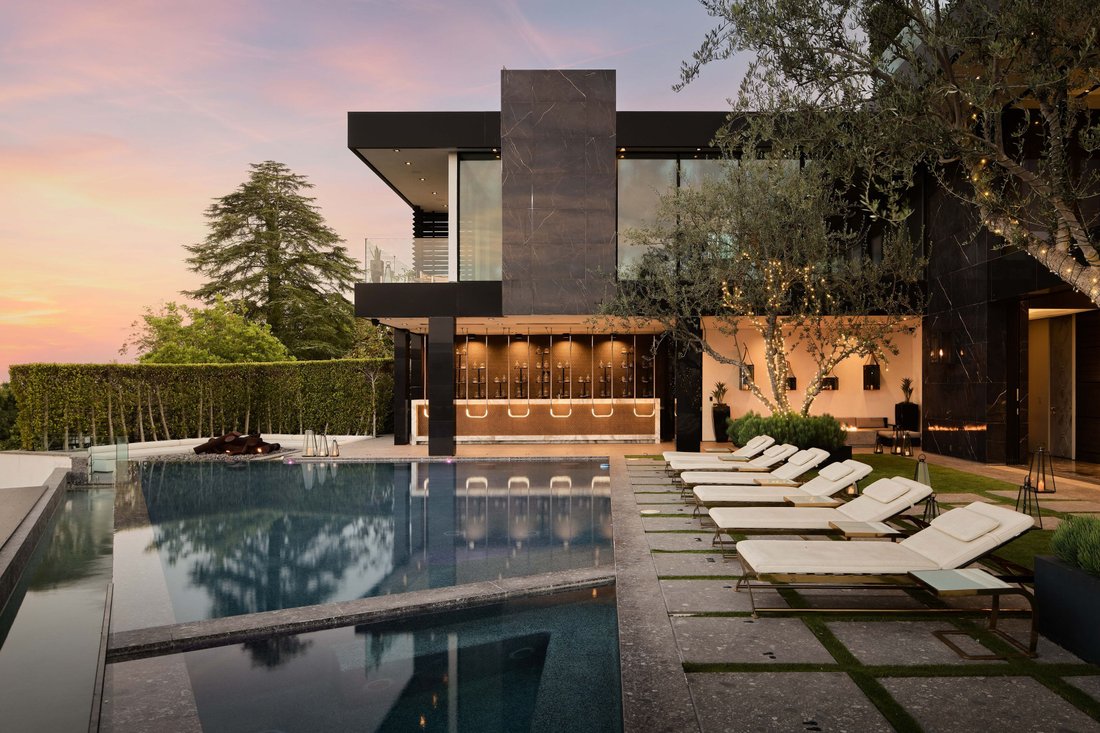 House in Los Angeles, California, United States 1 - 18023511