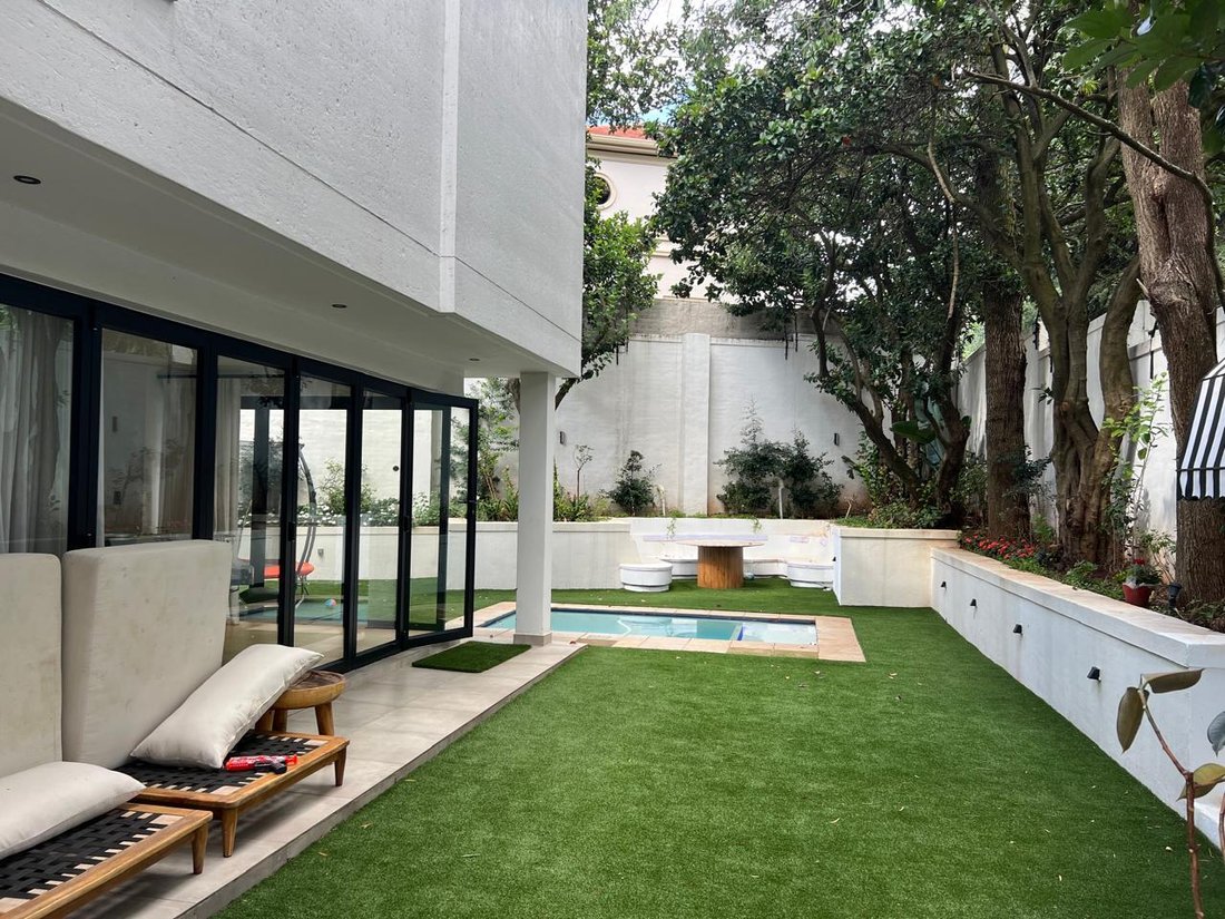 Townhouse in Hyde Park, Gauteng, South Africa 2 - 18320025