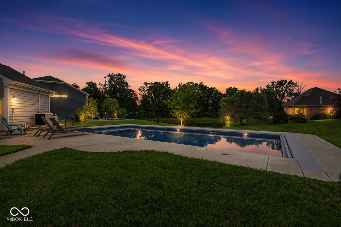 House in Greenwood, Indiana, United States 3 - 18177353