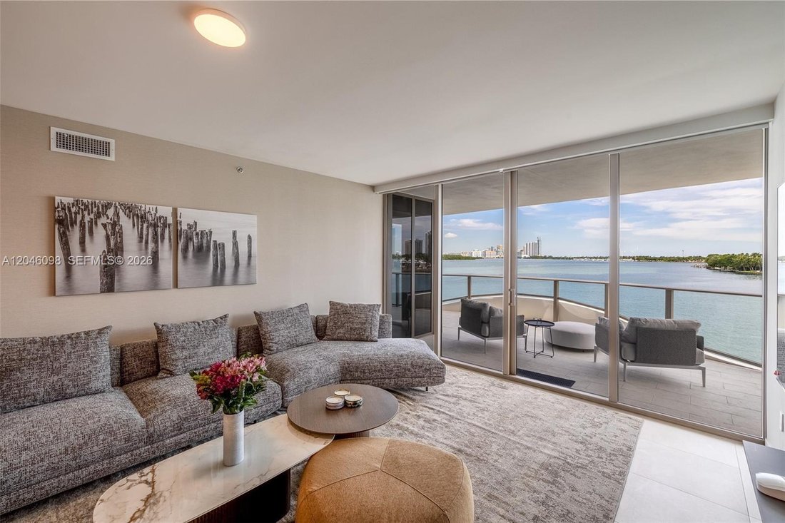 Condo in Bal Harbour, Florida, United States 3 - 18322953