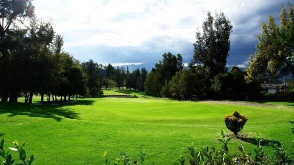 Land in Quito, Pichincha, Ecuador 1 - 18323371