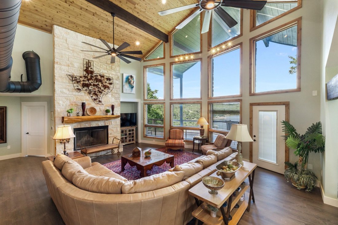 House in Marble Falls, Texas, United States 3 - 18321643