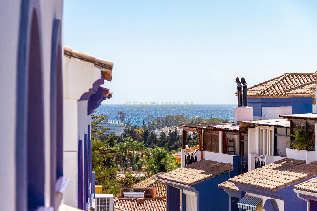 Villa in San Pedro de Alcantara, Andalusia, Spain 2 - 18322400
