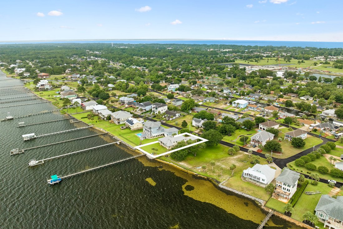 House in Gulf Breeze, Florida, United States 4 - 18317884