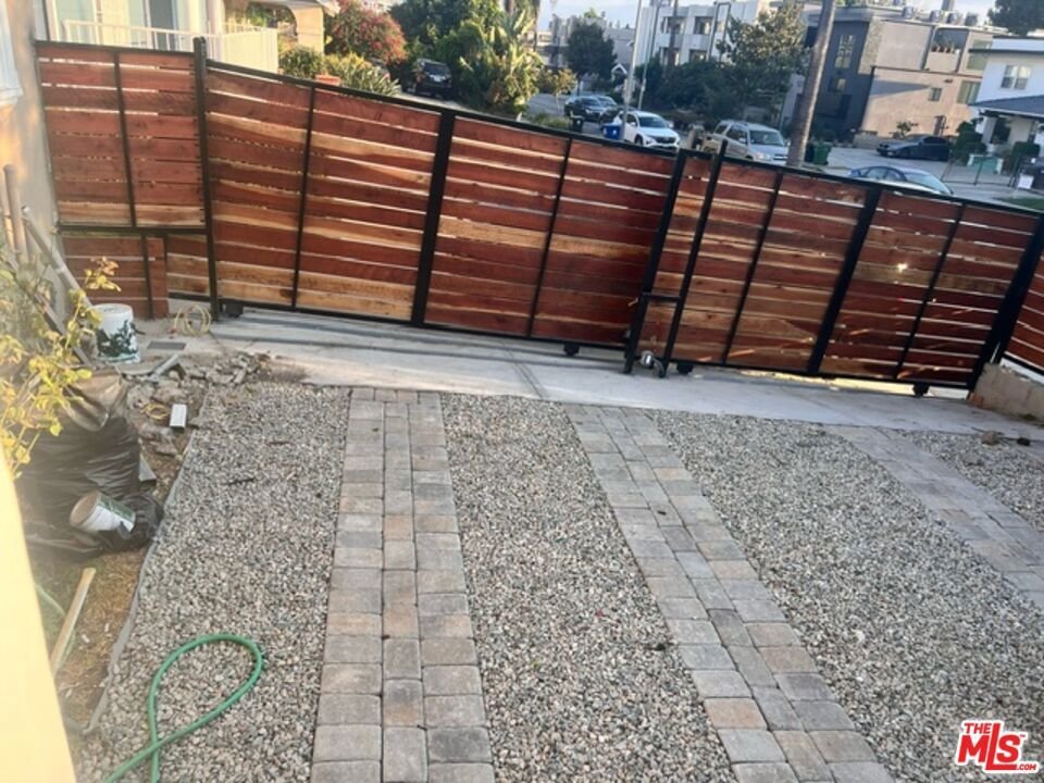 House in Los Angeles, California, United States 3 - 18321757